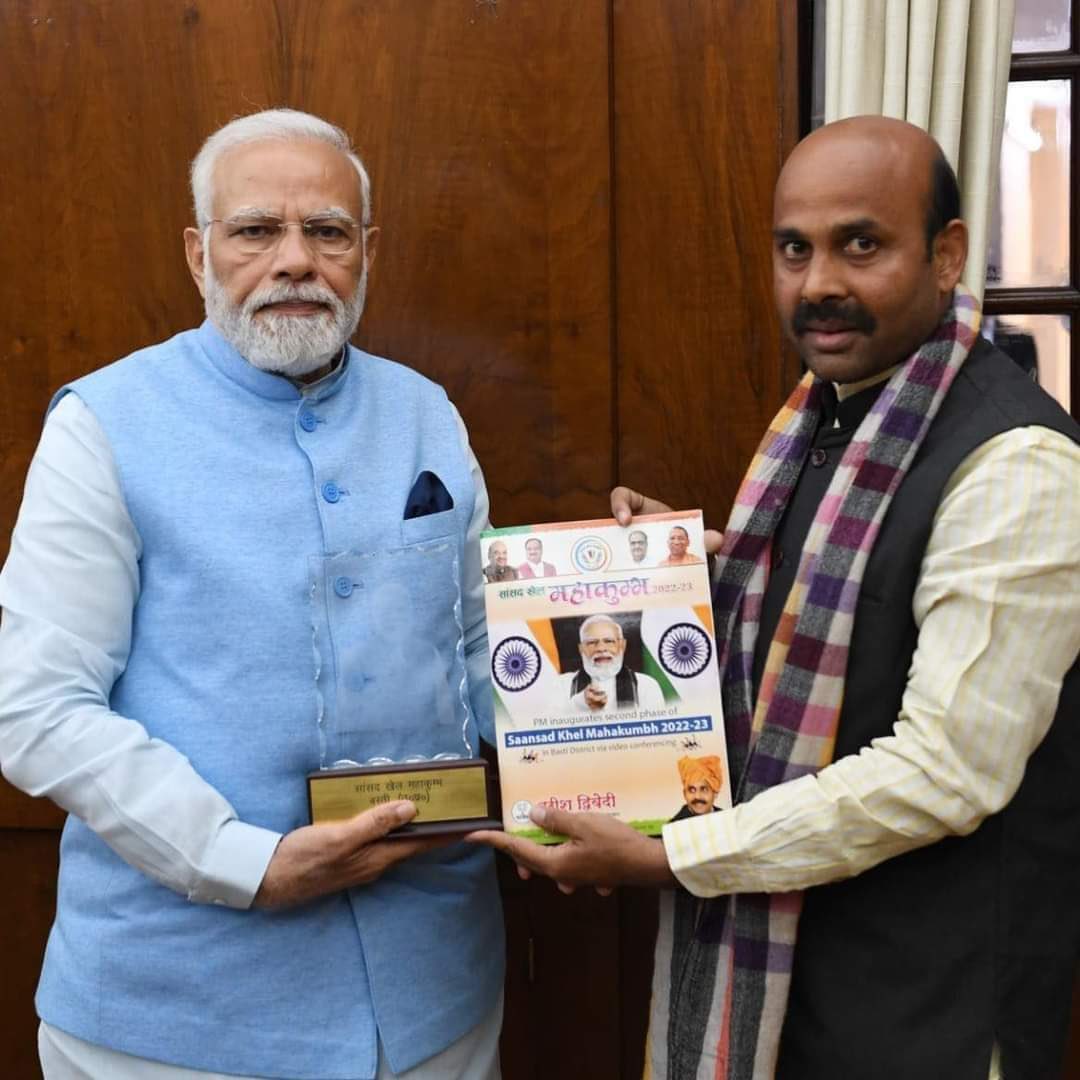 मुझ जैसे सामान्य कार्यकर्ता पर पुनः विश्वास जता कर आसाम जैसे महत्वपूर्ण राज्य का पार्टी प्रभारी बनाने पर मैं देश के यशस्वी प्रधानमंत्री आदरणीय श्री नरेंद्र मोदी जी, भाजपा के राष्ट्रीय अध्यक्ष जी व केंद्रीय गृह मंत्री जी सहित समस्त केंद्रीय नेतृत्व का ह्रदय से आभार प्रकट करता हूँ। 