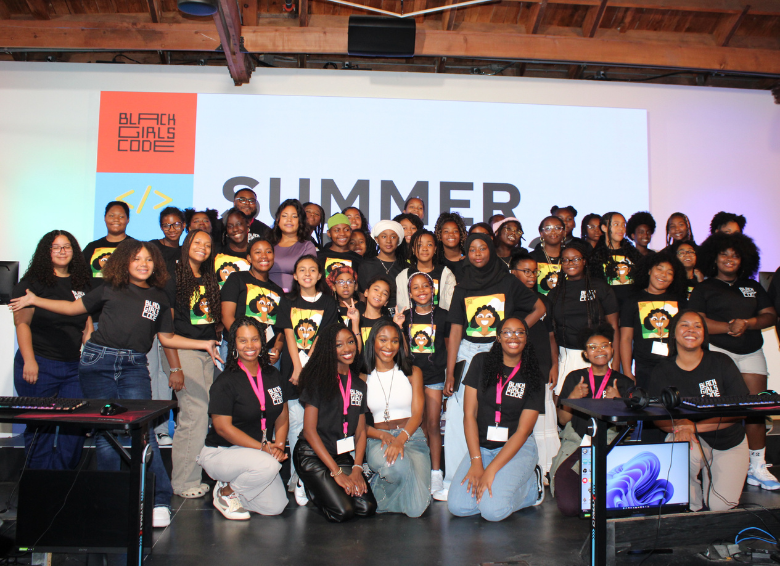 Multiplatinum chart-topping artist @Normani joined the @BlackGirlsCode community at our LA Camp! 🤩 It was an exciting time for all, as she dove headfirst into camp activities, eagerly participating with our campers, and immersing herself in the games they designed. 🎮️🕹️👾 