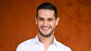 ¿Y sabe cantar el caballero @adrianm10 🤔? 

¿Que dicen los sobrinos… sería una buena contratación como juez o como participante? 🤪 