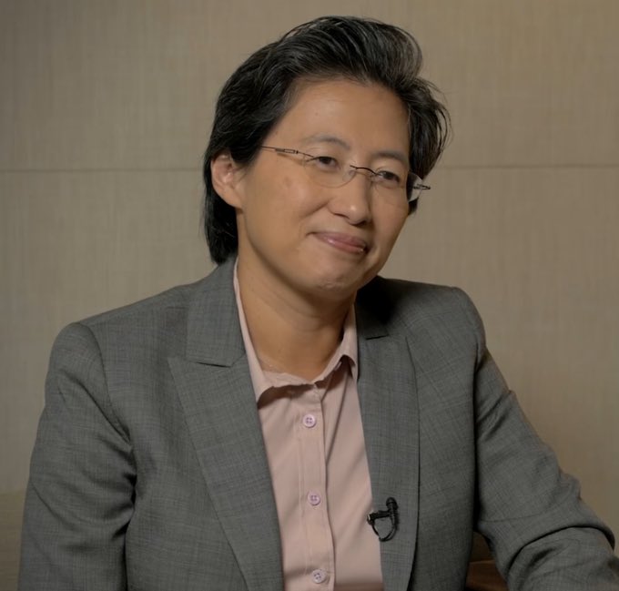 10 years ago I had the honor of a lifetime to be named @AMD CEO.  It’s been an incredible journey with so many proud moments.  Today I want to thank the global @AMD team for all you do.  As amazing as the last 10 years have been, the best is yet to come. 🥰 