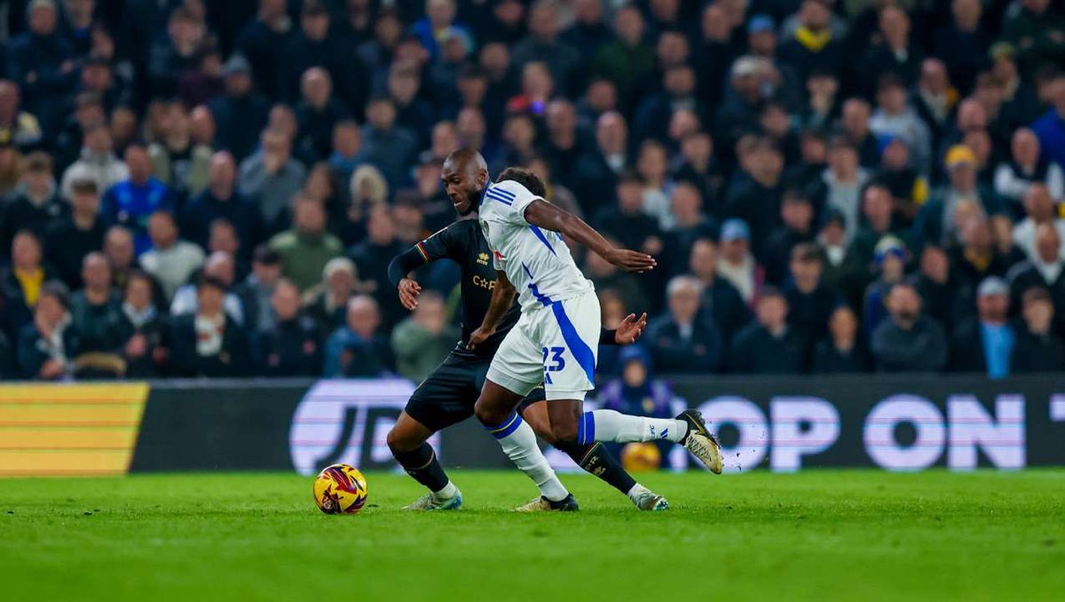 Last international break i was home and jobless. 

Today i’m playing for @LUFC and Winning at Elland Road. ⭐️

Feel grateful and blessed. 🙏🏿

💙🤍💛 