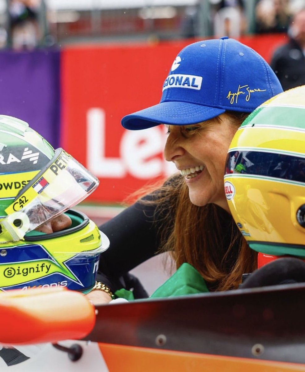 Momentos inesquecíveis do Grande Prêmio de São Paulo, foi histórico! #SennaSempre #gpbrazil #Formula1 