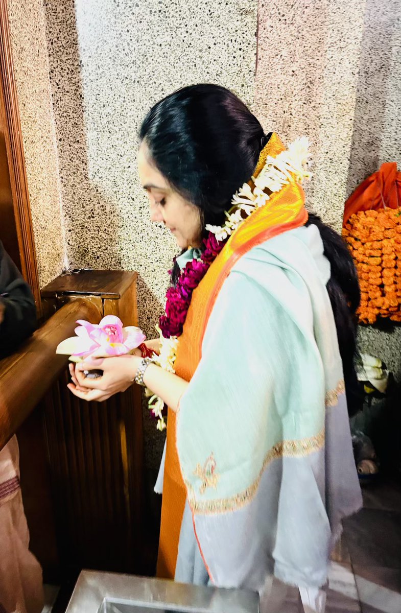 “अंधेरा छटेगा, सूरज निकलेगा, कमल खिलेगा” 