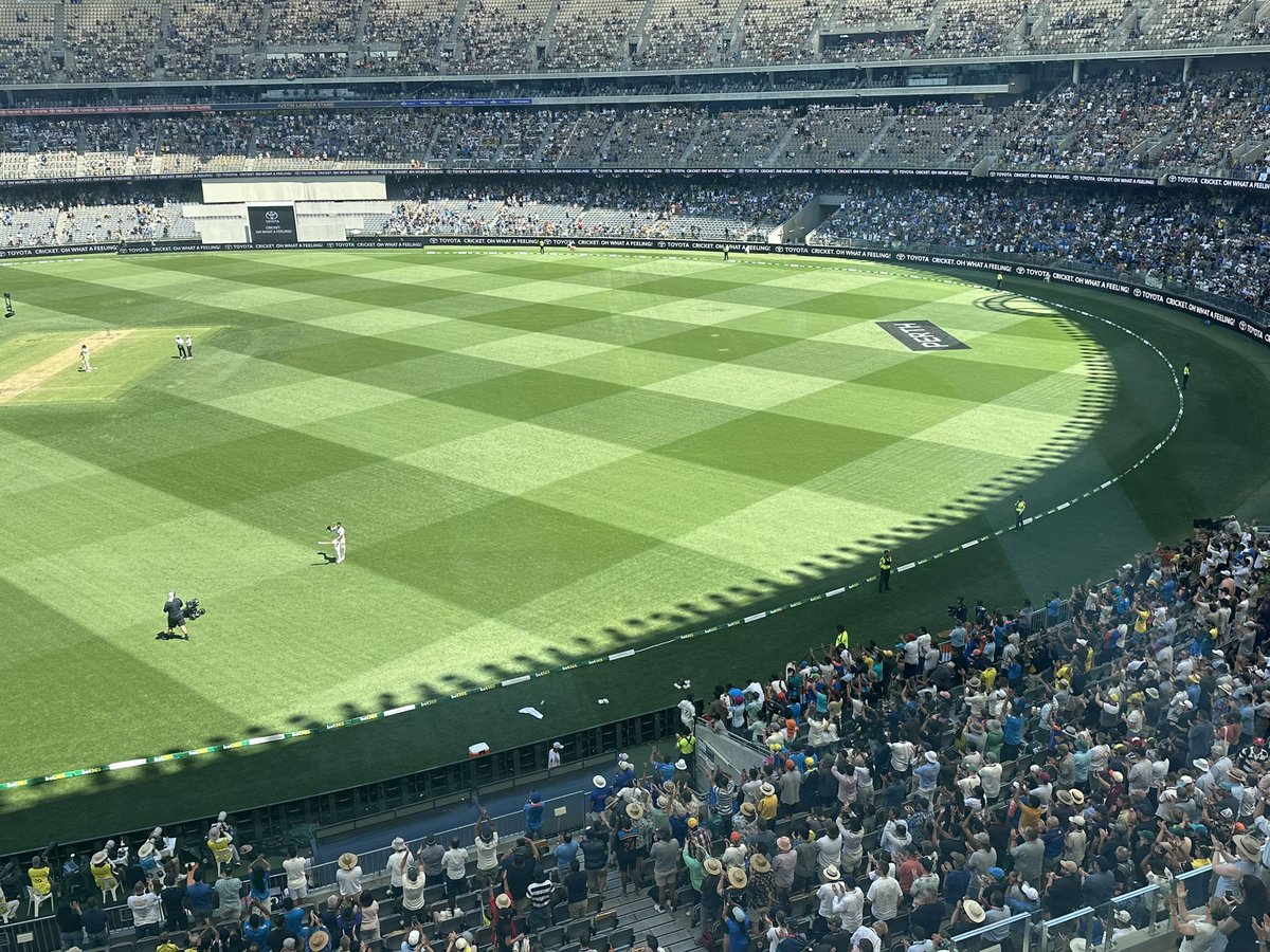 Australia has risen as one to salute Yashasvi Jaiswal. It takes a special performance to be acknowledged by an Aussie crowd this way. And they’ll be on their feet every time he walks out to bat from now on for years to come #AusvInd 