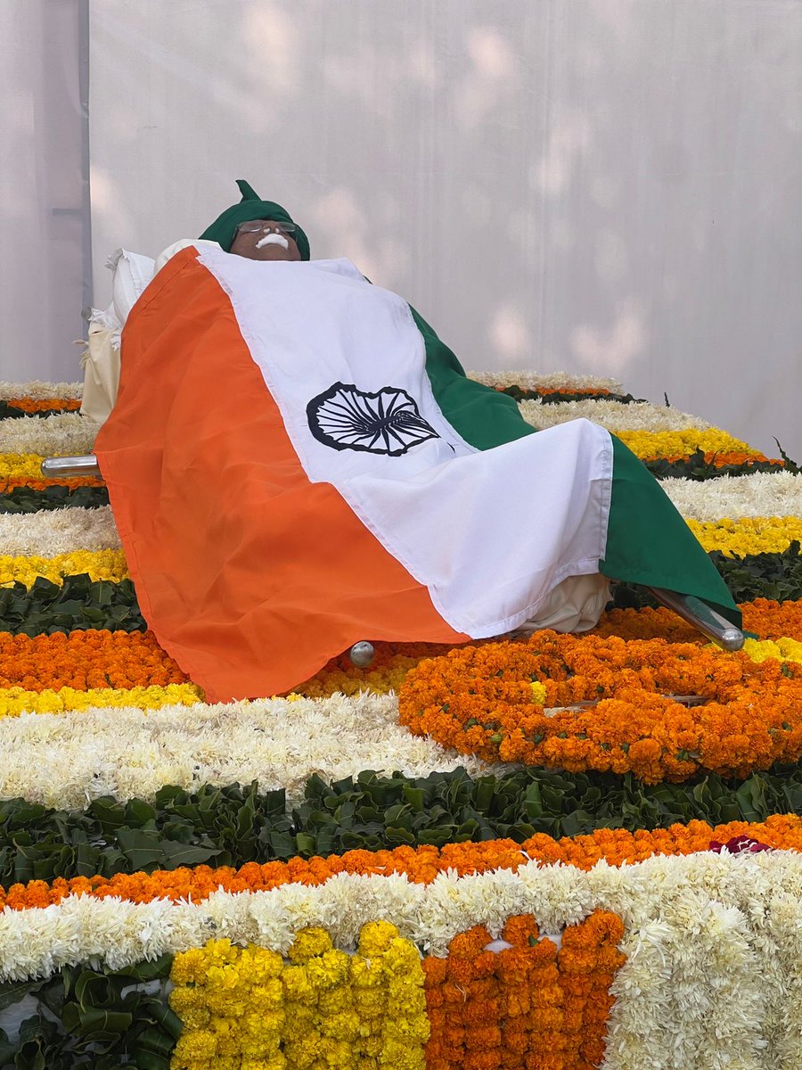 अंतिम दर्शन पूज्य दादा लोहपुरुष चौधरी ओम प्रकाश चौटाला जी 🙏🏻 