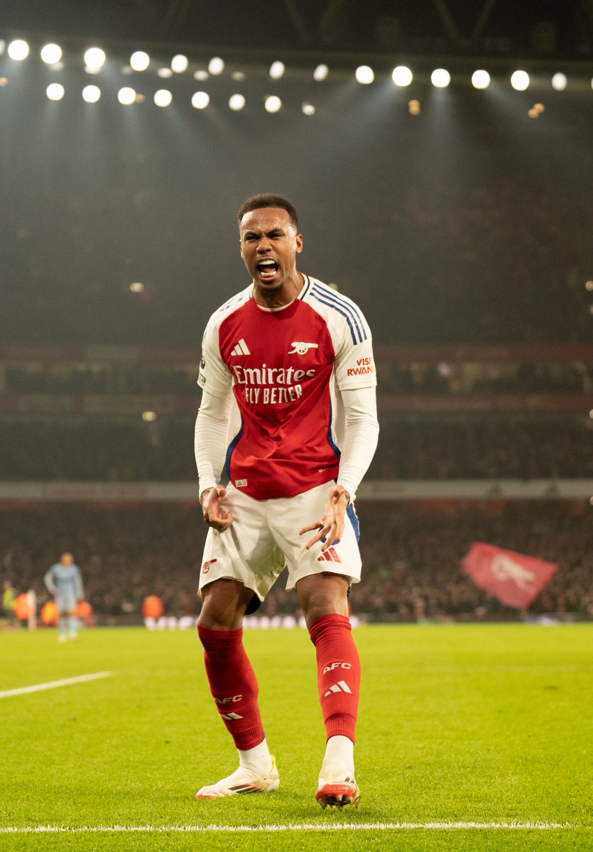 Tap, hold and load the POTM in 4k 📸 