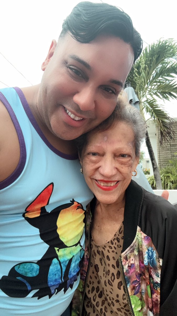 Today I lost my Mom! 💔 no matter how prepared you are to face this moment still hurt 😢 incredibly. I love you Mami thank you for letting me be my self and love me just the way I am👑 RIP 