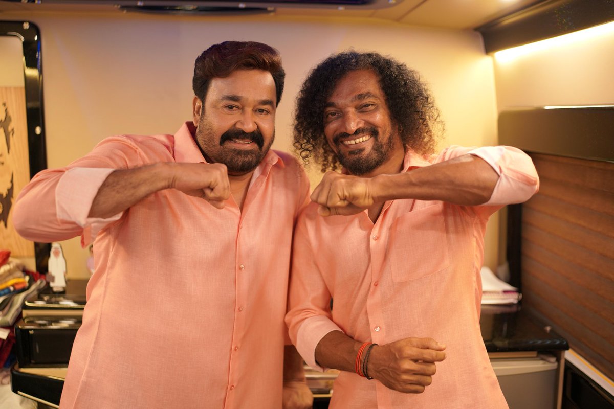 Very Very Happy Birthday to you my dear ⁦@Mohanlal⁩ sir💐💐💐Long Live❤️❤️Thank you for the Beautiful shirt🤗🤗❤️❤️❤️#EMPURAN #Thudarum #Hirudhyapoorvam #vrishiba 