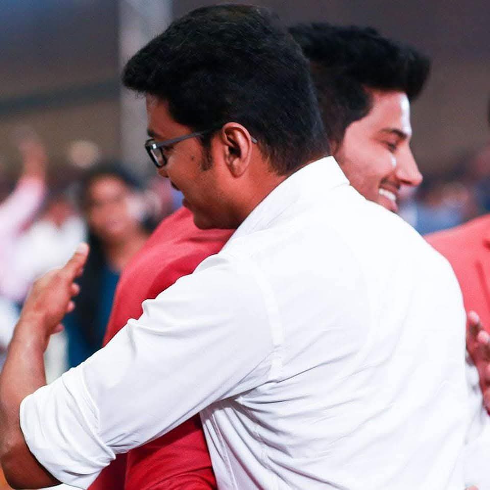Wishing Thalapathy Vijay Sir a very happy birthday !! 🤗🥳#HBDThalapathyVijay 