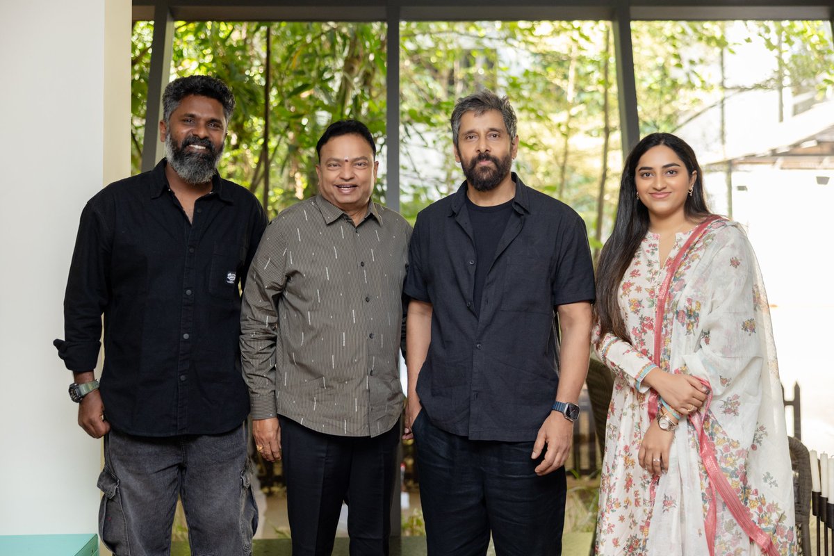 A collaboration that promises magic on screen ✨

We at @VelsFilmIntl are proud to present our next prestigious venture #Chiyaan64, starring the phenomenal @chiyaan 🔥 and directed by the visionary #PremKumar ⚡

@IshariKGanesh @kushmithaganesh
@Nitinsathyaa @sooriaruna 