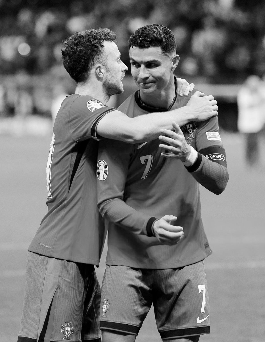 The Mirror reports that Cristiano Ronaldo decided not to attend Diogo Jota's funeral out of fear that it might disrupt the atmosphere. 