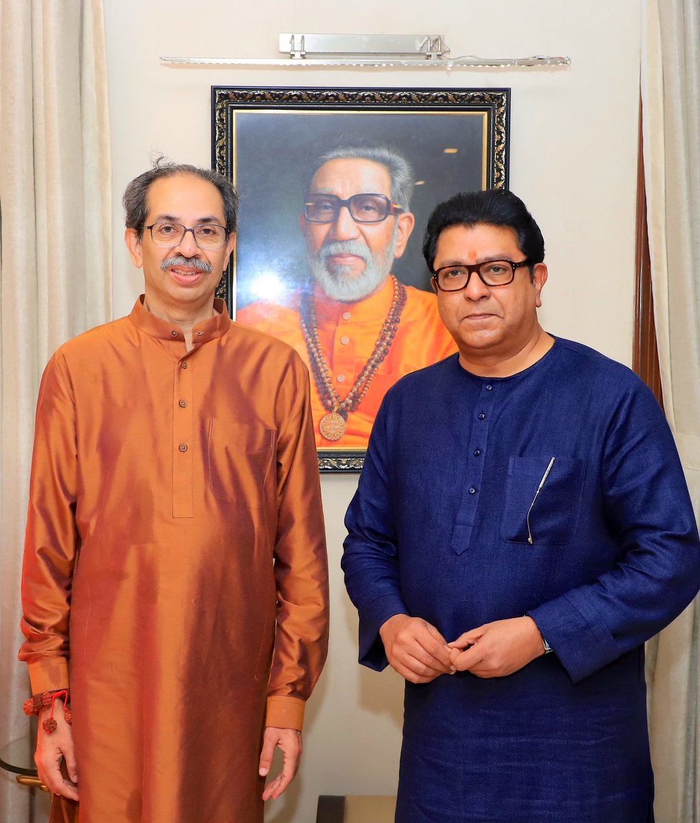 Photo Of The Day 📸
#MaharashtraPolitics 
@RajThackeray @OfficeofUT 