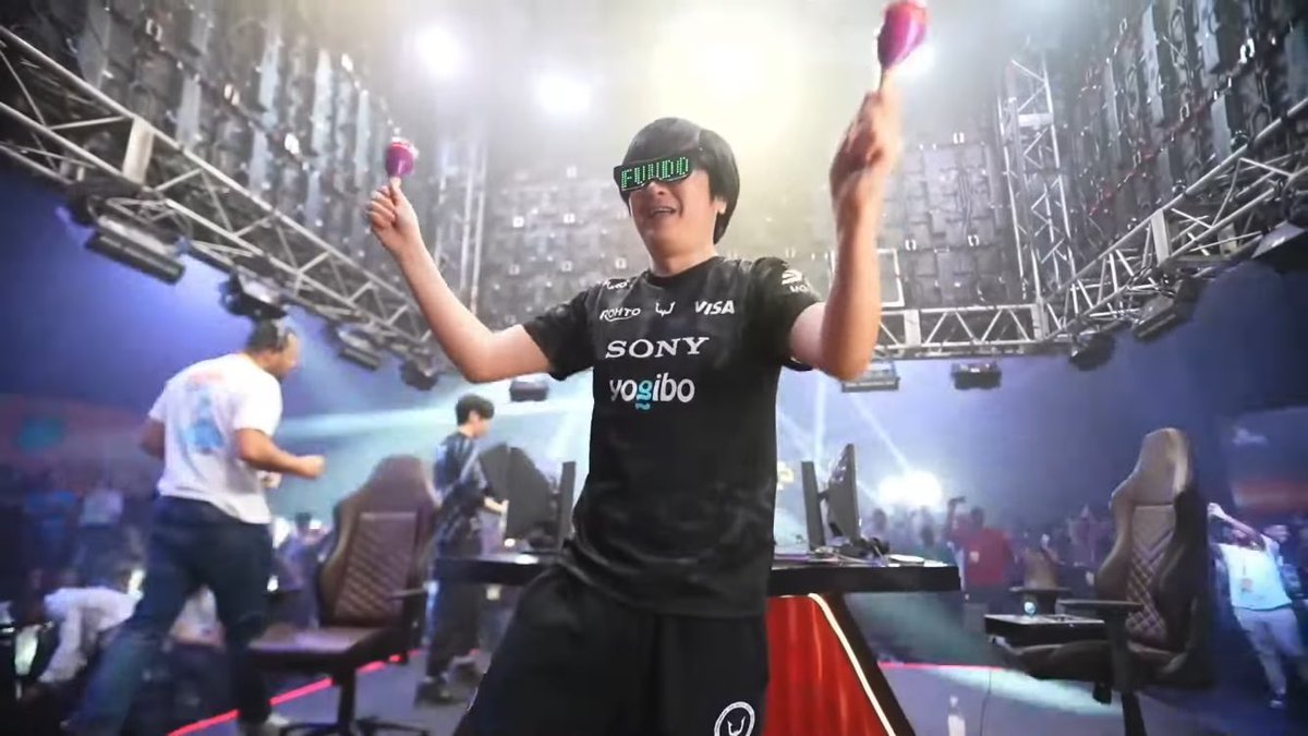 Blink Respawn 2025優勝しました！これで今年もカプコンカップに出場決定です！！マラカスを拾って良かった！EVO、EWC、SFリーグと大会続きなのでこれからも頑張ります！応援ありがとうございました！！！ 