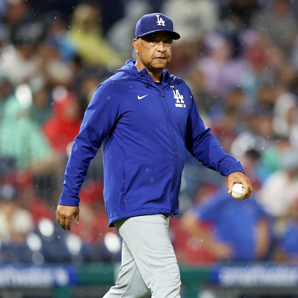 We have @JonHeyman LIVE again in the B/R app today at 3 PM ET 👀

🏆 Dodgers' next move
💰 Surprise buyers + sellers
🔥 Top trade candidates

See you there 👉 https://t.co/PW8DVpSAys 