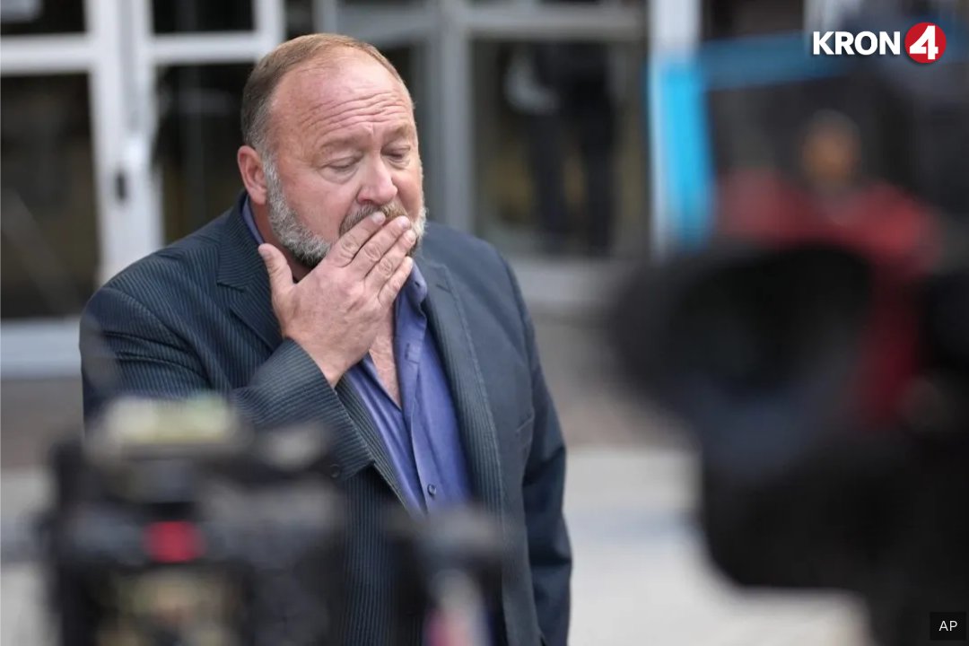 Alex Jones, formerly of InfoWars, said President Trump must be impeached over the Iran conflict. https://t.co/sONgnGr3nK 