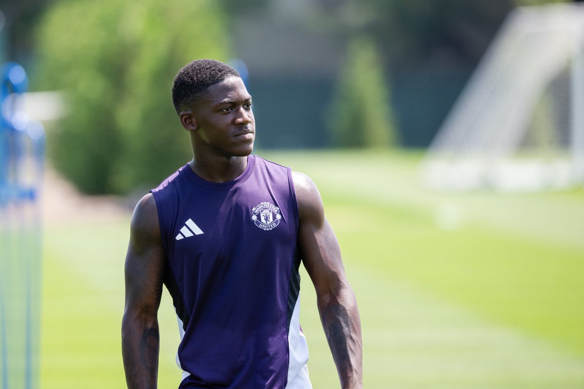 🚨 Kobbie Mainoo, Lisandro Martínez and Marcus Rashford are all set to rejoin Manchester United after the PSG match, where the club heads to Ireland to continue their pre-season preparations. [@TyMarshall_MEN] #mufc 