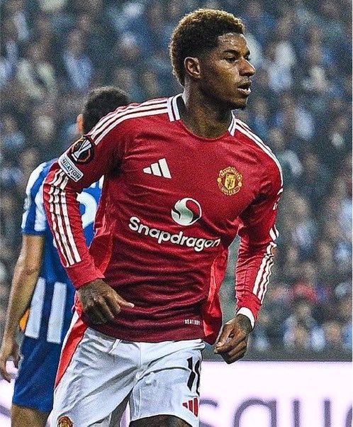 🚨🚨| NEW: Marcus Rashford and Andre Onana's Manchester United salaries have 𝐑𝐈𝐒𝐄𝐍 𝟐𝟓% due to Champions League qualification clauses — despite playing 𝐙𝐄𝐑𝐎 minutes for the club. 

[@TelegraphDucker] 