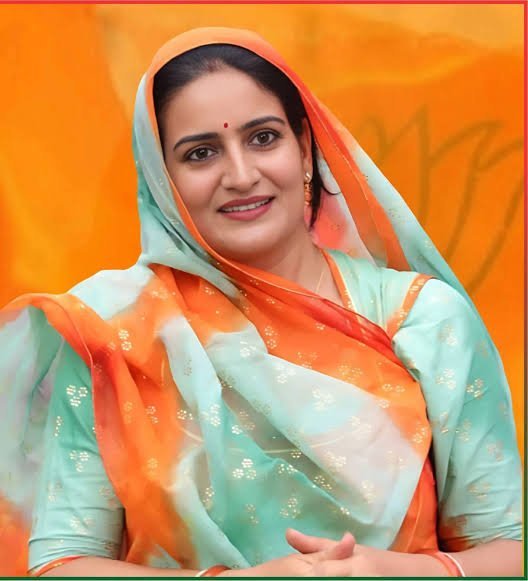 भाजपा महिला मोर्चा, राजस्थान की प्रदेशाध्यक्ष डॉ. राखी राठौड़ जी को जन्मदिवस की हार्दिक बधाई एवं शुभकामनाएं!

ईश्वर से आपके निरोग, सुखी एवं दीर्घायु जीवन की प्रार्थना करता हूं।

@RakheeRathore_ 