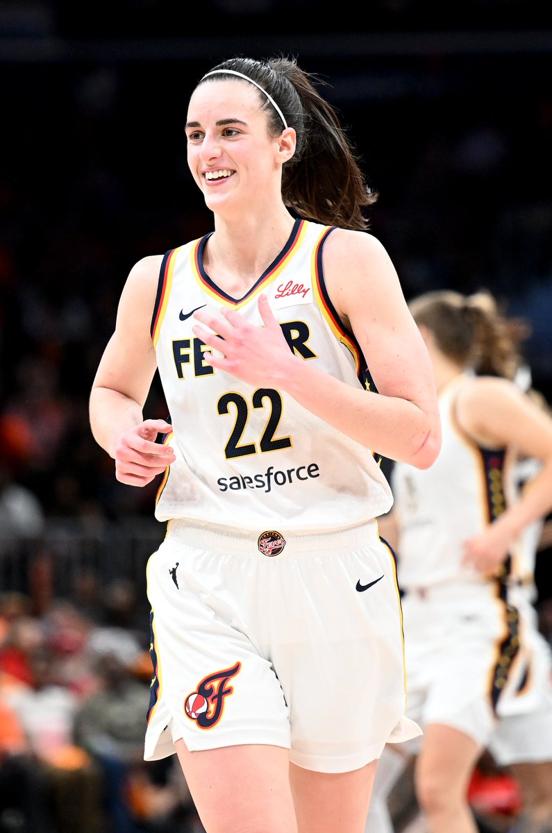 Caitlin Clark in her last 8 games:

26 PTS | 11 AST
20 PTS | 8 AST
19 PTS | 10 AST
26 PTS | 10 AST
32 PTS | 7 AST
27 PTS | 11 AST
17 PTS | 7 AST
45 PTS | 10 AST 