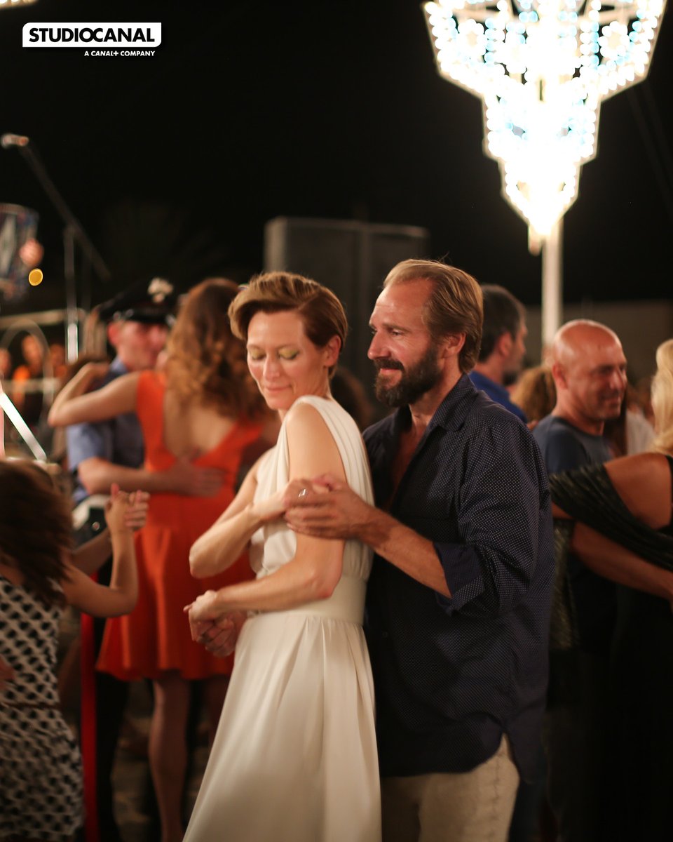 C’est l’été, et c’est aussi le 55e anniversaire du réalisateur Luca Guadagnino ☀️

L'occasion parfaite de (re)découvrir l'univers du cinéaste italien dans A BIGGER SPLASH (2015) avec un casting cinq étoiles, disponible sur Canal VOD.

#LucaGuadagnino #ABiggerSplash 