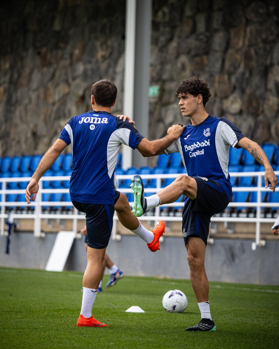 💙 🔟 & 2️⃣2️⃣