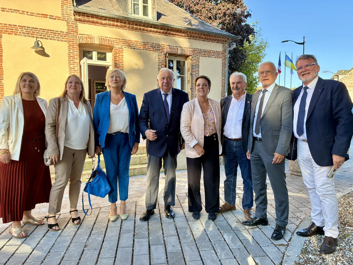 SEINE-MARITIME - À la sucrerie @Cristal_Union puis avec les élus locaux en soutien à la liste #majoritesenatoriale menée par @ACanayer @Pasc_Martin @C_MorinDesailly ! 