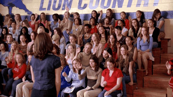 Raise your hand if you’re on Twitter because Facebook and Instagram are down. 