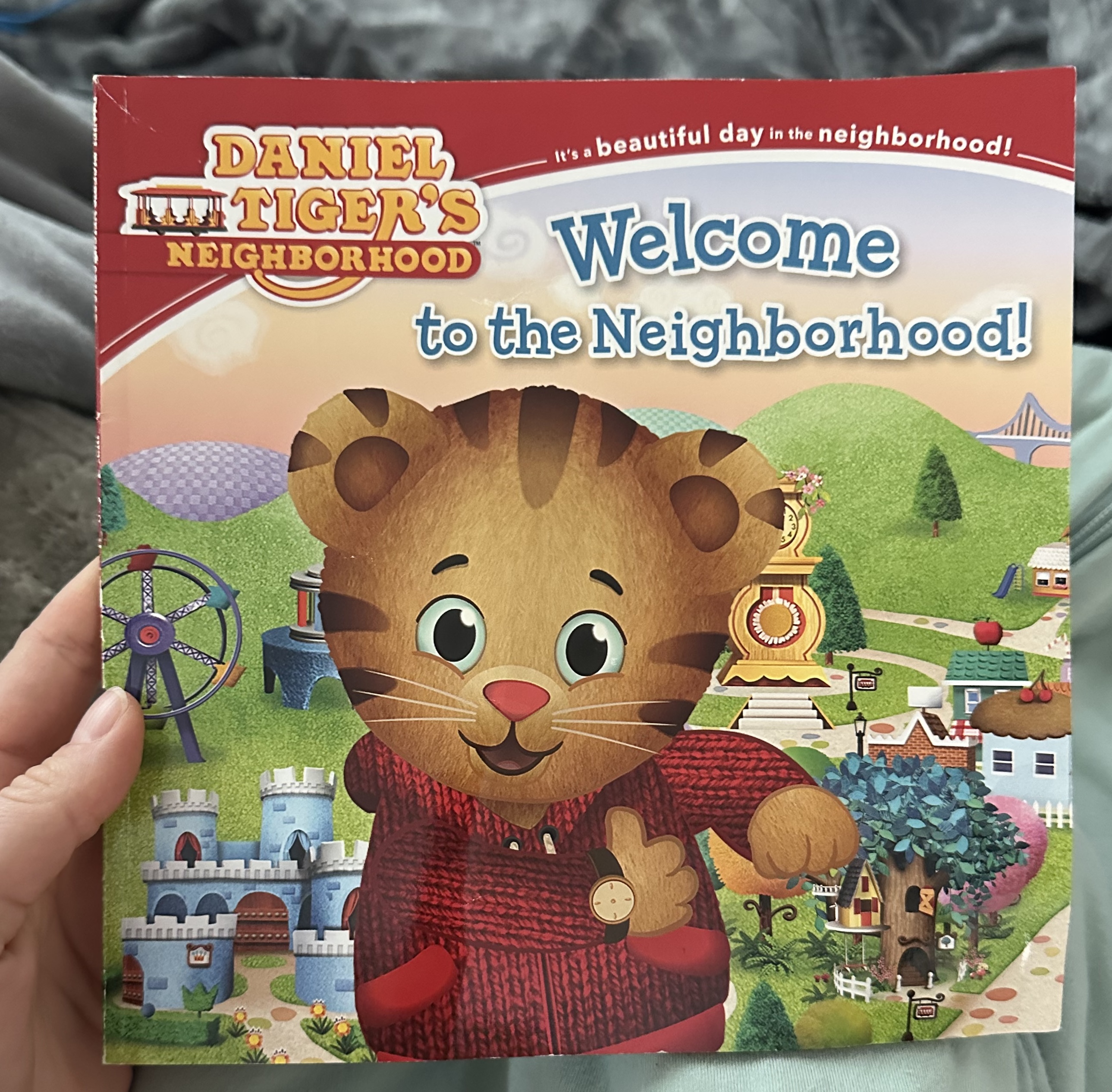 Welcome to the Neighborhood | Kids Story About Making New Friends