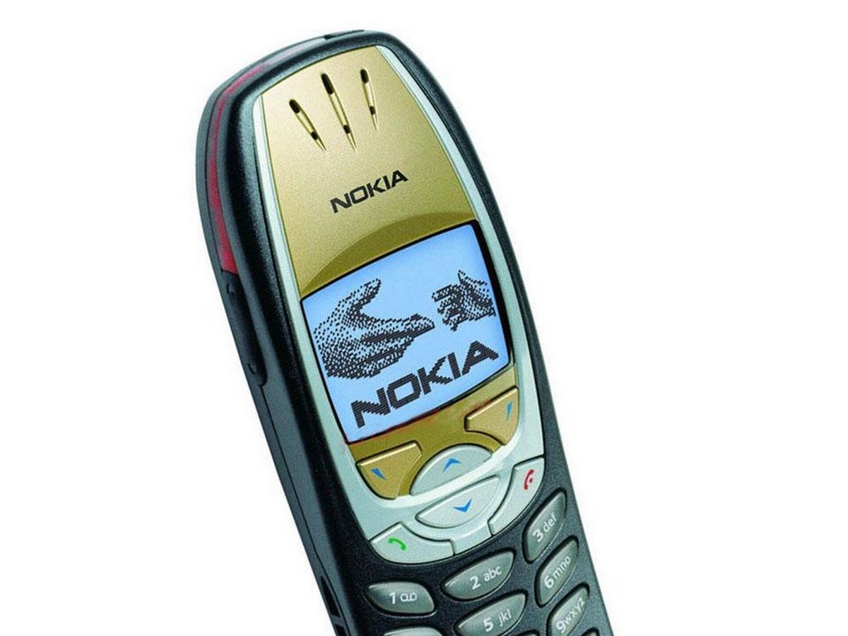 Why I Quit Using My Smartphone (And switched it for a basic Nokia) | #51 | podcast | superb diamond range
