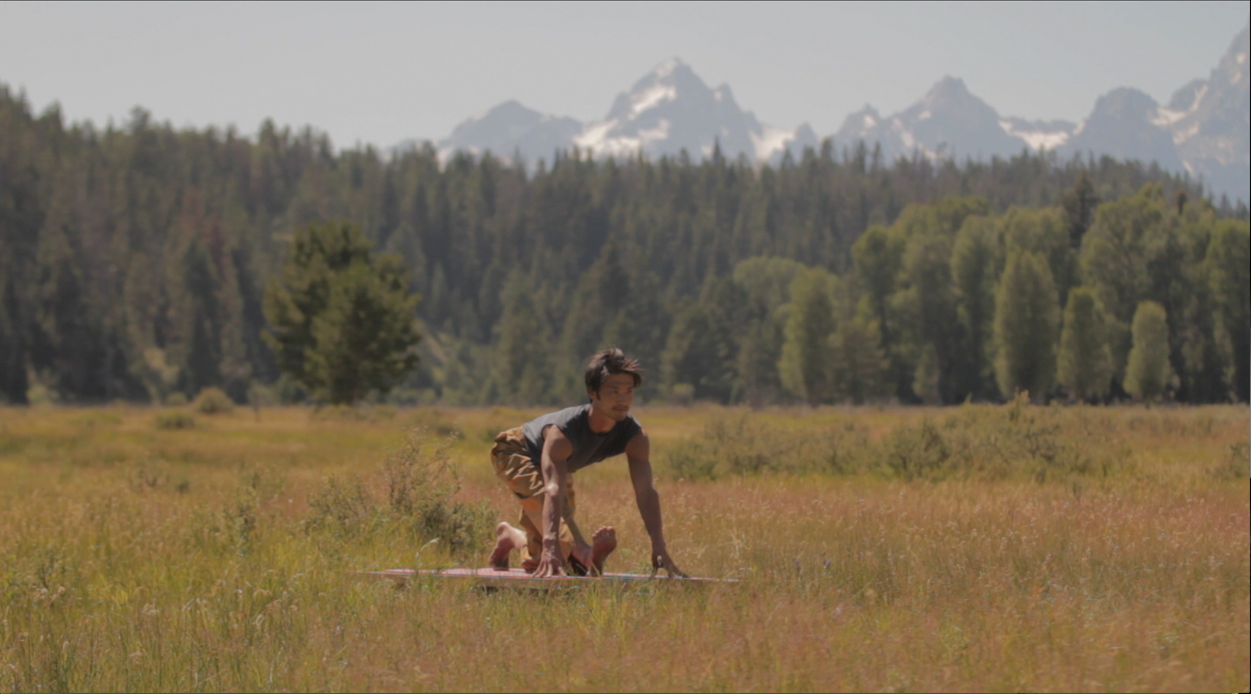 YogaToday Class Preview: Light Stretch Classwith Simon Park