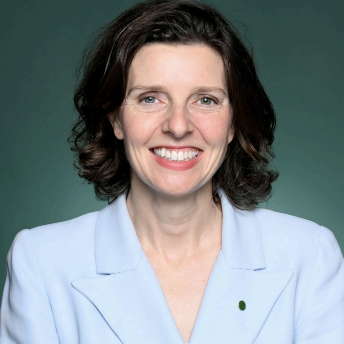 Allegra Spender MP